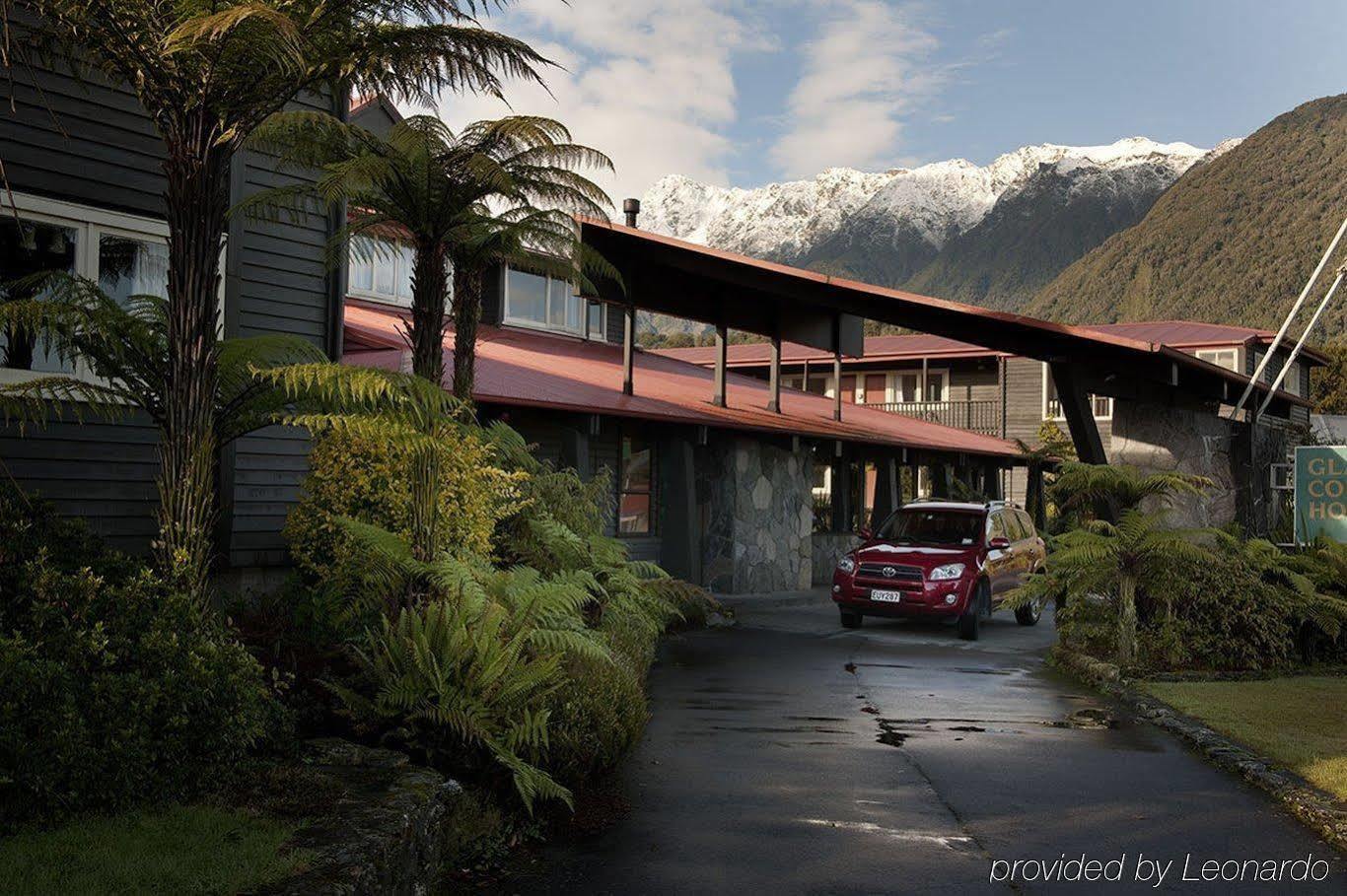 Heartland Hotel Glacier Country Fox Glacier Exteriör bild